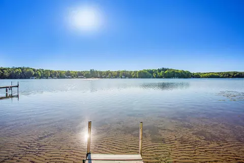 11816 Maywood Dr NE, Sparta, MI 49345