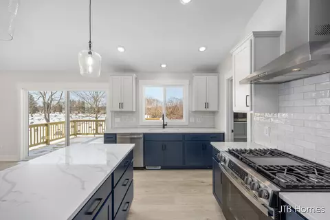 Kitchen - 1040 N Washington St SE, Lowell, MI 49331 photo 2 of 3