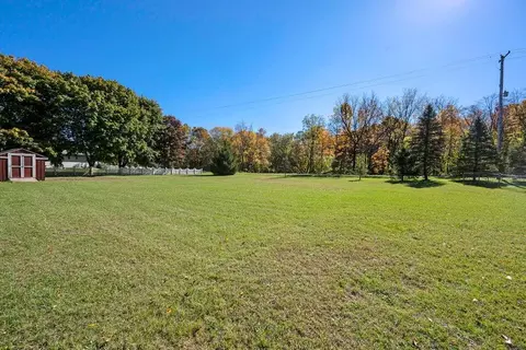 11641 E G Ave, Galesburg, MI 49053