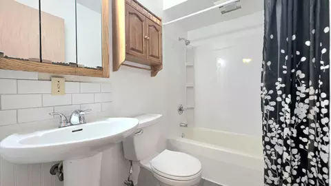 2426 Midday St, Jackson, MI 49203 photo 14