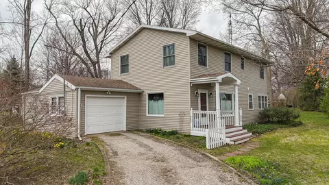 61100 Quinnesec Rd, Cassopolis, MI 49031