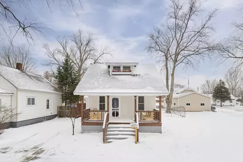 815 E Filer St, Ludington, MI 49431