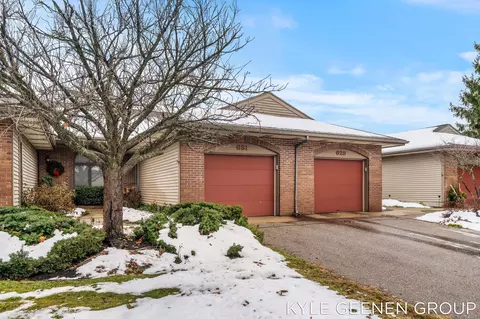 631 Spring Ln #6, Holland, MI 49423