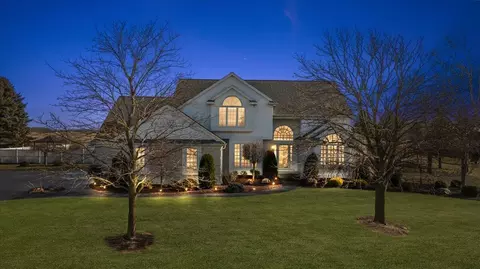 1930 Petersburg Rd, Dundee, MI 48131