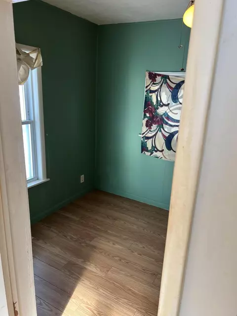 Bedroom - 153 Mantle Ave, Jackson, MI 49202 photo 3 of 3