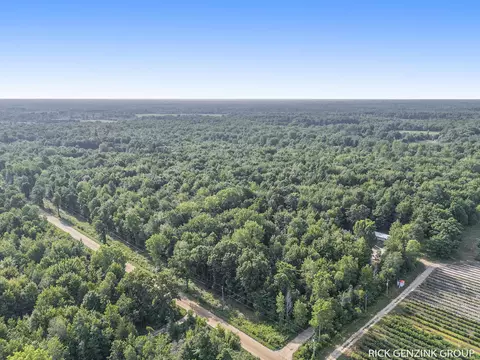 5936 108th Ave, Pullman, MI 49450