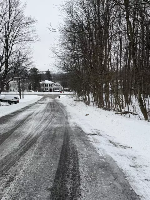 313 W Spruce St E, Big Rapids, MI 49307 photo 3