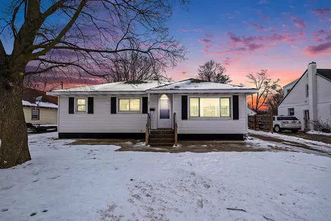 2349 36th St SW, Wyoming, MI 49519