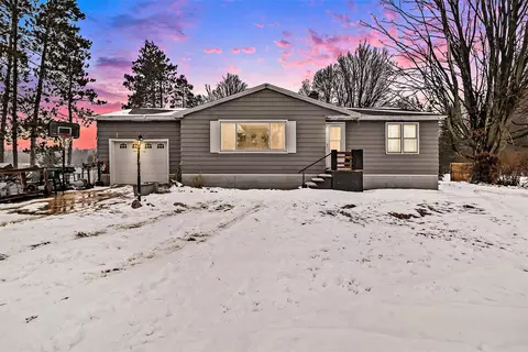 8473 W 1 Mile Rd, Hesperia, MI 49421