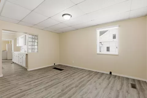 Living - 117 N 3rd Ave, Big Rapids, MI 49307 photo 4 of 5