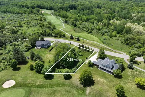 19529 Kluver Rd, New Buffalo, MI 49117