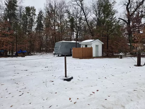 2652 W Springtime St, Baldwin, MI 49304 photo 2