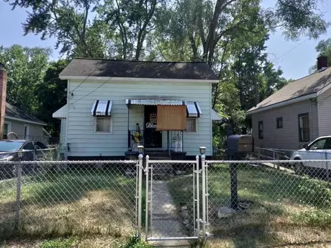 1143 Amity Ave, Muskegon, MI 49442