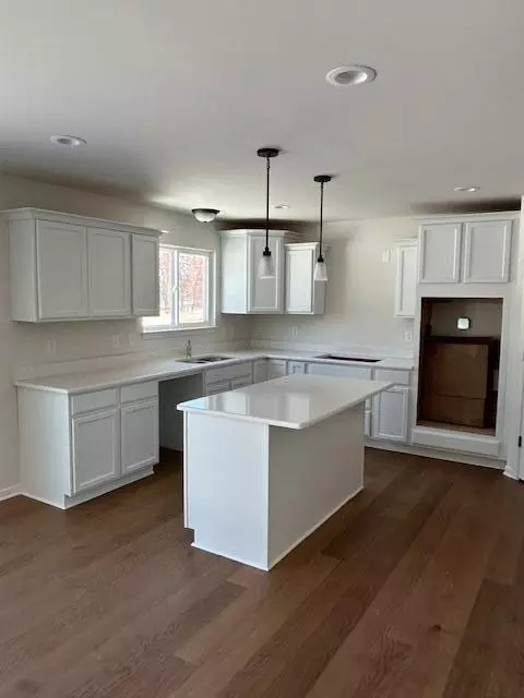 Kitchen - 6470 Earl June Ct, Dexter, MI 48130 photo 1 of 2