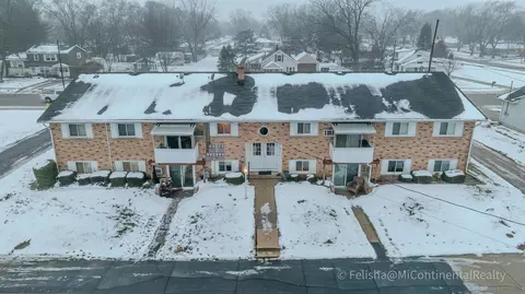 5370 36th Ave #12, Hudsonville, MI 49426