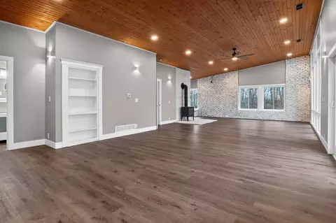 7946 Wright Rd, Niles, MI 49120 photo 13