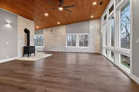 7946 Wright Rd, Niles, MI 49120 photo 6