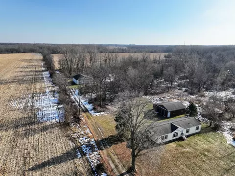 1767 Flanders Rd, Charlotte, MI 48813