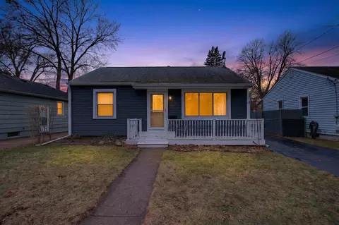 426 Orange St, Jackson, MI 49202 photo 3