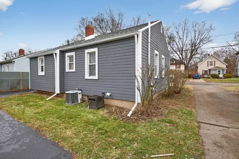 426 Orange St, Jackson, MI 49202 photo 7