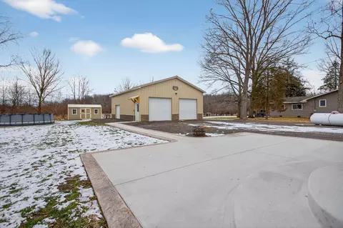 Exterior - 5900 Benton Rd, Jackson, MI 49201 photo 18 of 18