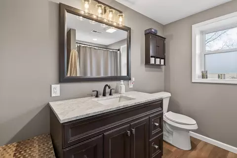 Bath - 5900 Benton Rd, Jackson, MI 49201 photo 1 of 4