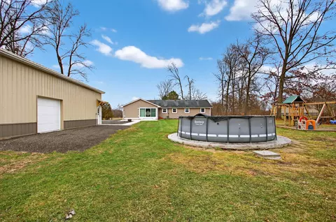 Exterior - 5900 Benton Rd, Jackson, MI 49201 photo 8 of 18