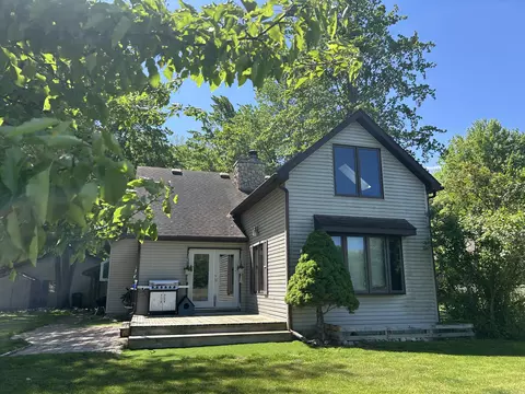 9158 Elmwood Ct #185, Canadian Lakes, MI 49346