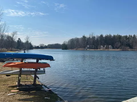 9158 Elmwood Ct #185, Canadian Lakes, MI 49346