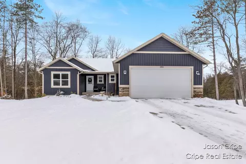13034 Spruceridge Rd, Gowen, MI 49326