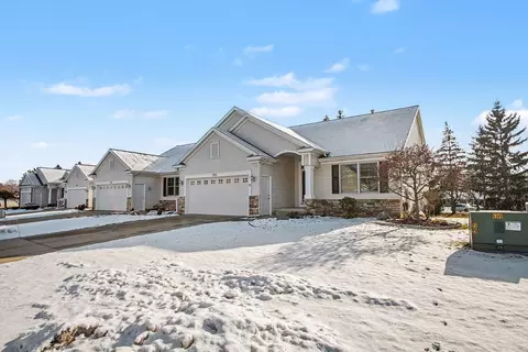 1215 Linwood Dr NW, Grand Rapids, MI 49534
