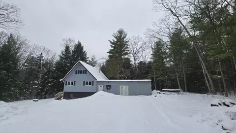 8081 E Arthur Rd, Hesperia, MI 49421