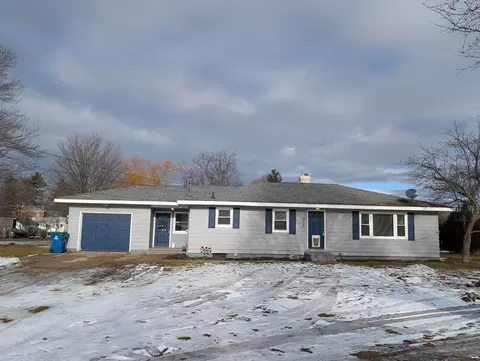 259 Joy St, Howard City, MI 49329