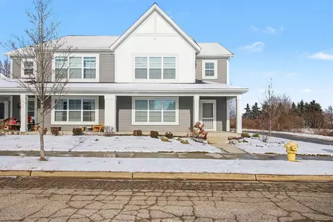 871 Winchester St, Holland, MI 49423