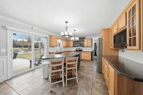 Kitchen - 4055 Mathews Rd, Spring Arbor, MI 49283 photo 2 of 4
