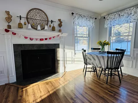 Dining - 4055 Mathews Rd, Spring Arbor, MI 49283 photo 2 of 2