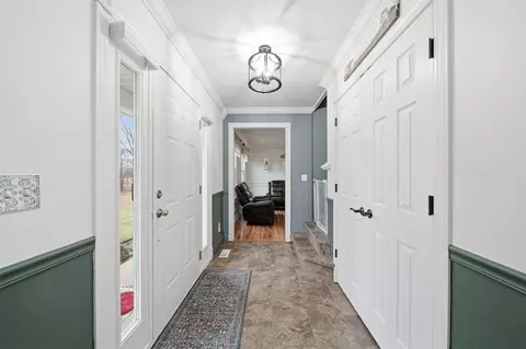 Entry Way - 4055 Mathews Rd, Spring Arbor, MI 49283 photo 1 of 5