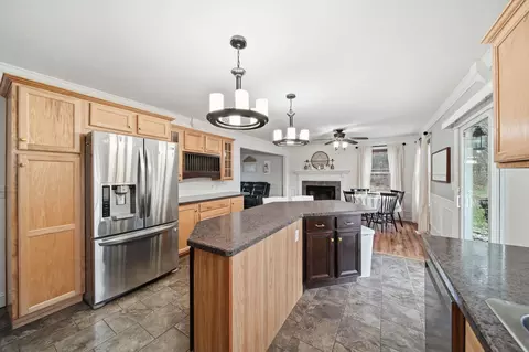 Kitchen - 4055 Mathews Rd, Spring Arbor, MI 49283 photo 4 of 4