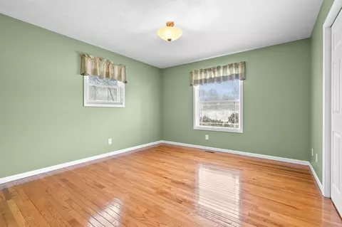 250 Markus Glen Dr, Plainwell, MI 49080 photo 20