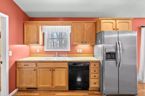 250 Markus Glen Dr, Plainwell, MI 49080 photo 10