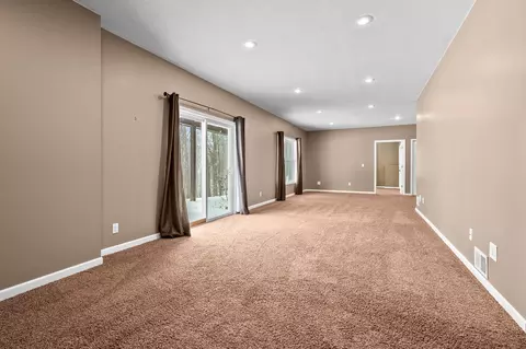 250 Markus Glen Dr, Plainwell, MI 49080 photo 23