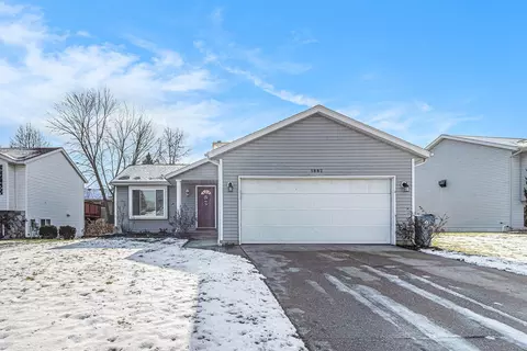 1882 Crosswinds Ct SE, Kentwood, MI 49508