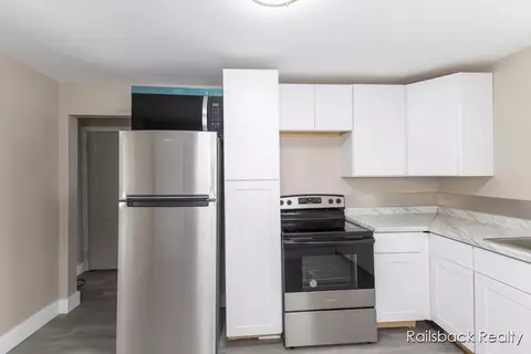 1408 E Pine Hill Ave, White Cloud, MI 49349 photo 7