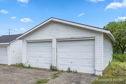 1408 E Pine Hill Ave, White Cloud, MI 49349 photo 19