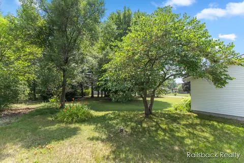 1408 E Pine Hill Ave, White Cloud, MI 49349 photo 21