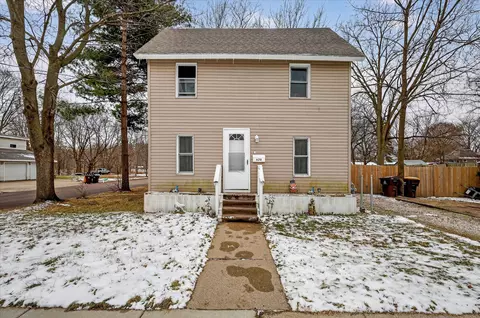 620 E Green St, Marshall, MI 49068