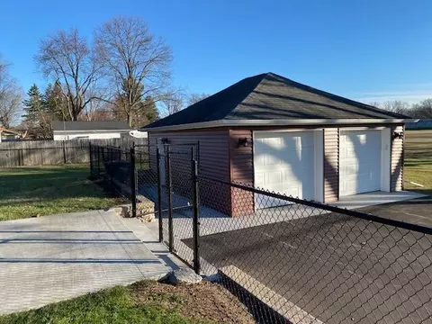 745 Upton Ave, Springfield, MI 49037 photo 9