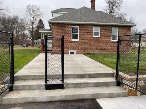 745 Upton Ave, Springfield, MI 49037 photo 10
