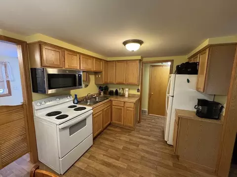 Kitchen - 190 E Spruce St, Harrison, MI 48625 photo 2 of 2