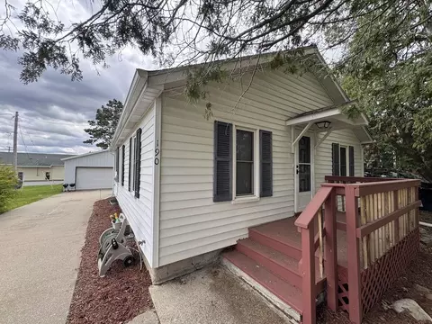 Exterior - 190 E Spruce St, Harrison, MI 48625 photo 12 of 12